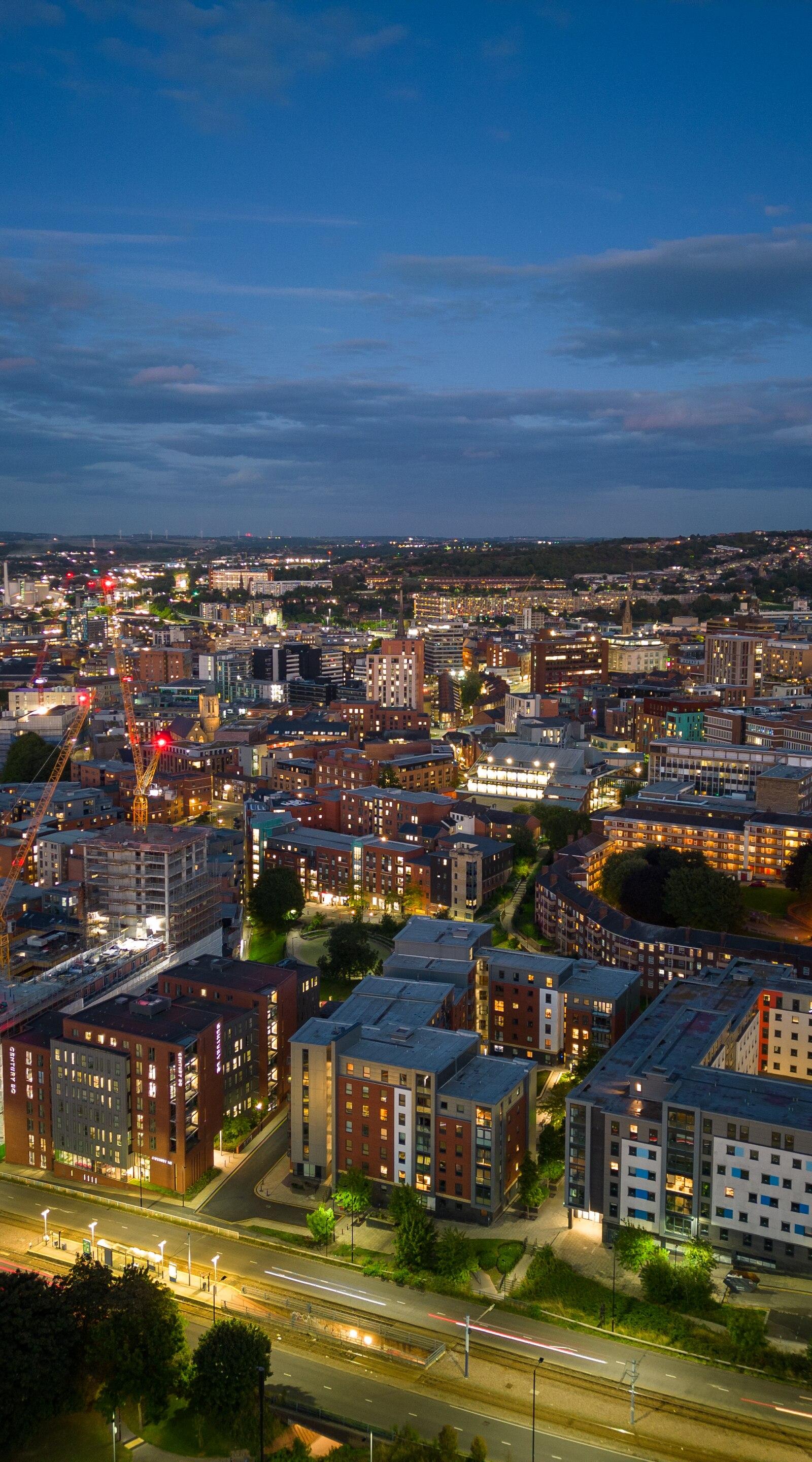 Sheffield Reveals 4 Must-See Attractions: Museums, Parks, Peak District